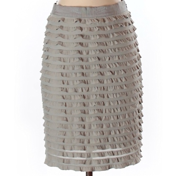 Banana Republic Dresses & Skirts - Gray Ruffle Banana Republic Pencil Skirt